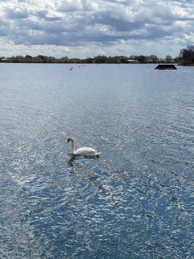 Sunscape Breaks At Tattershall Lakes Hotel Exterior photo